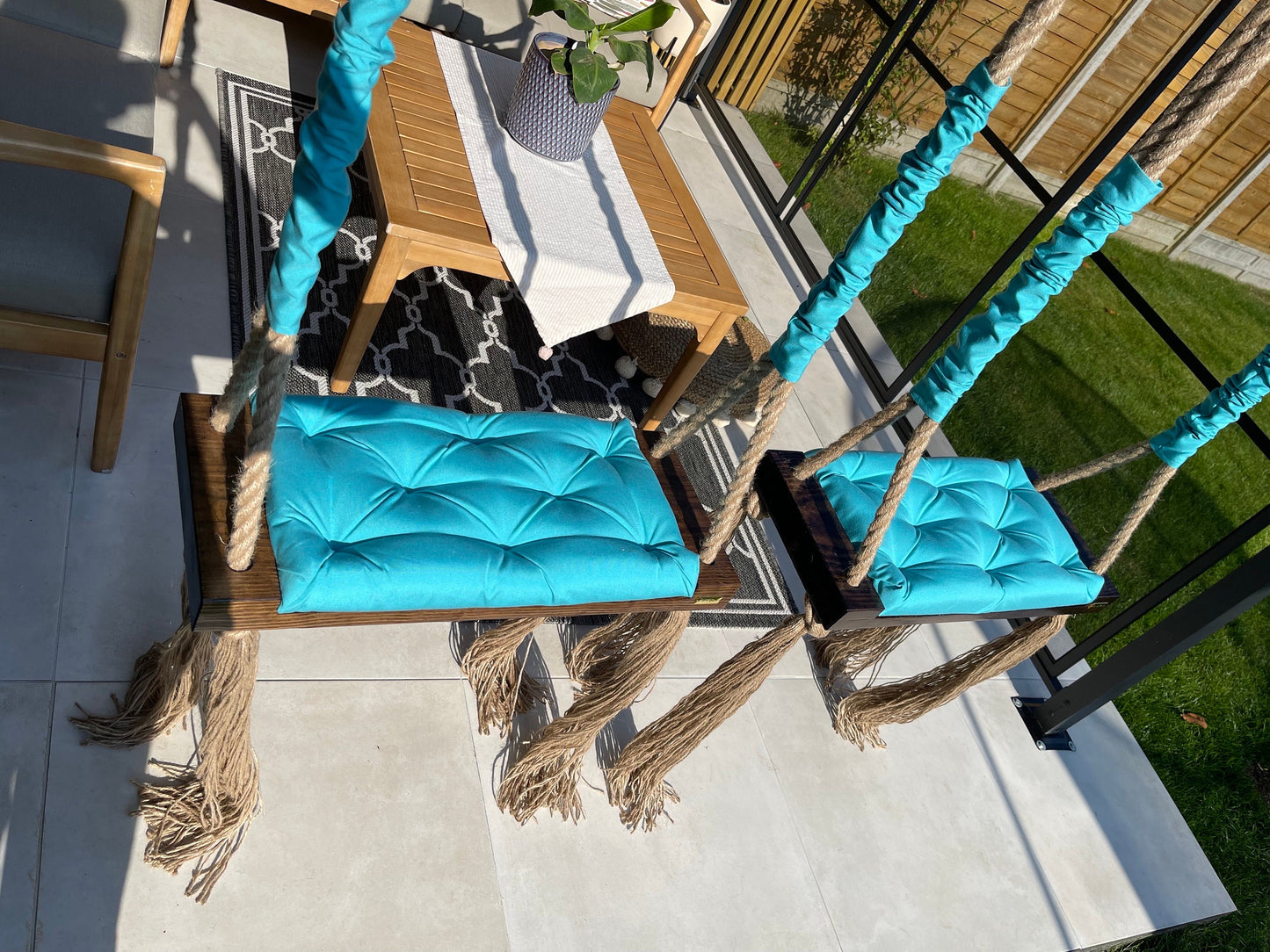 out door wooden swing with subrella pillow